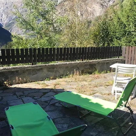 Caratteristico Bilocale Con Terrazzo Panoramico Courmayeur